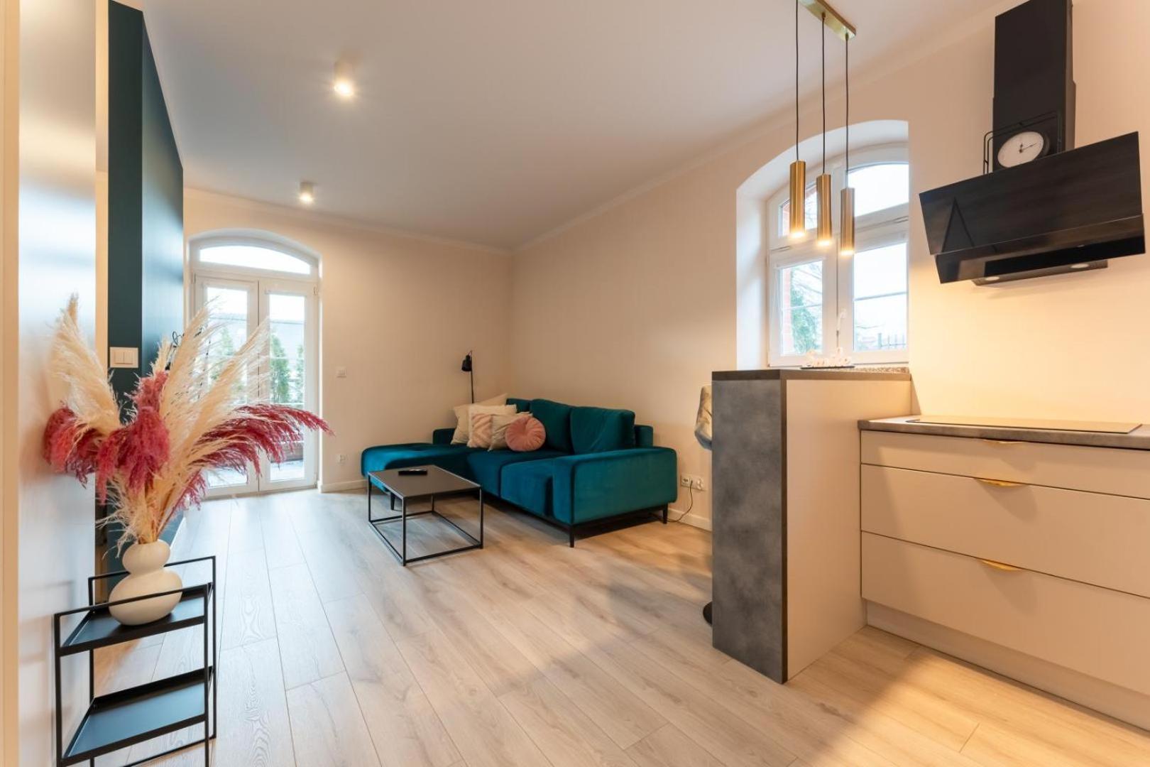 Apartament Smile - Z Prywatnym Monitorowanym Parkingiem By Spaceapart يلينيا غورا المظهر الخارجي الصورة